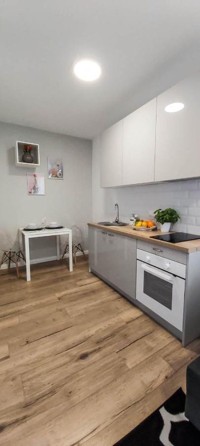Bezagenta Mozart6 Studio Easy Access To City Wifi Varsovie Extérieur photo